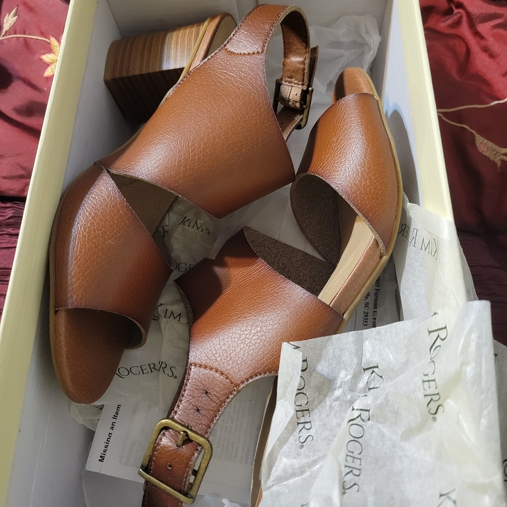 Kim Rogers cognac sandals